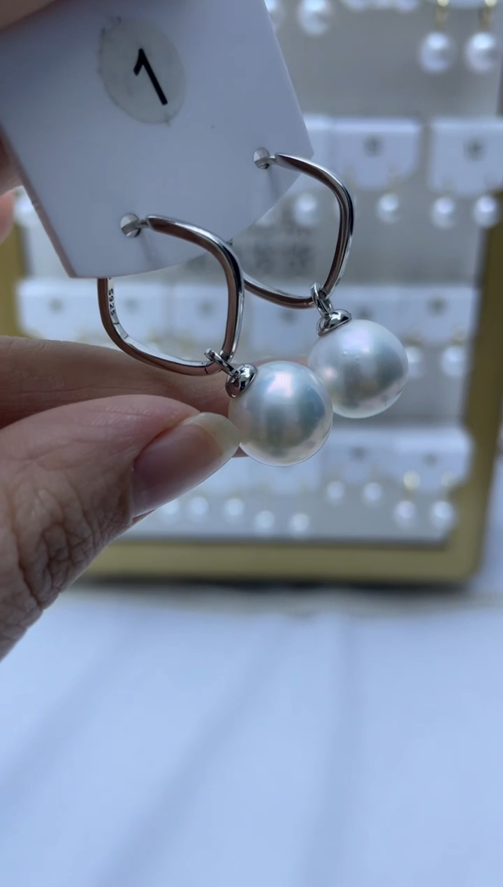 银S925镶嵌耳饰淡水珍珠1