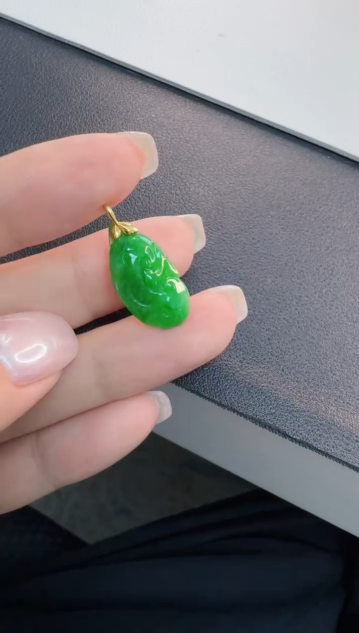 翡翠18K金镶嵌吊坠(不含链)天然缅甸A货翡翠
