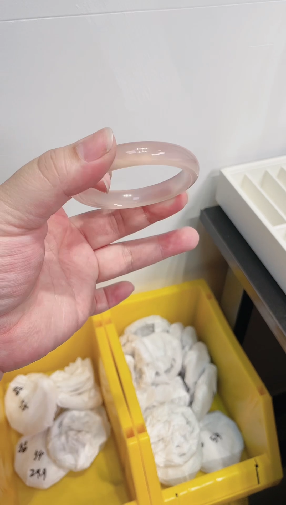 【闪购商品】玛瑙/玉髓手镯未镶嵌043圈口53