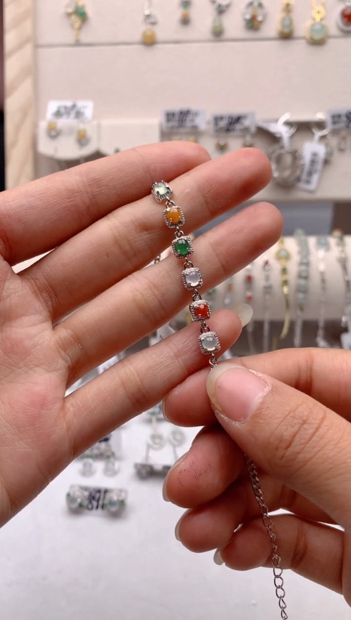 【闪购商品】翡翠手链未镶嵌1号