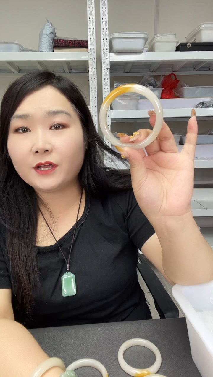 密玉（石英质玉）一口糖6061未镶嵌一口糖6061