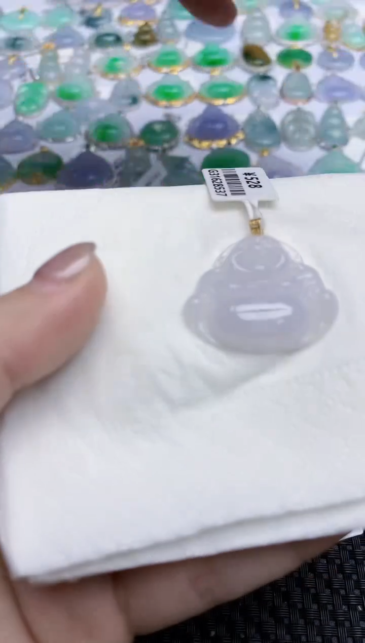 【闪购商品】翡翠颈饰未镶嵌天然翡翠A货