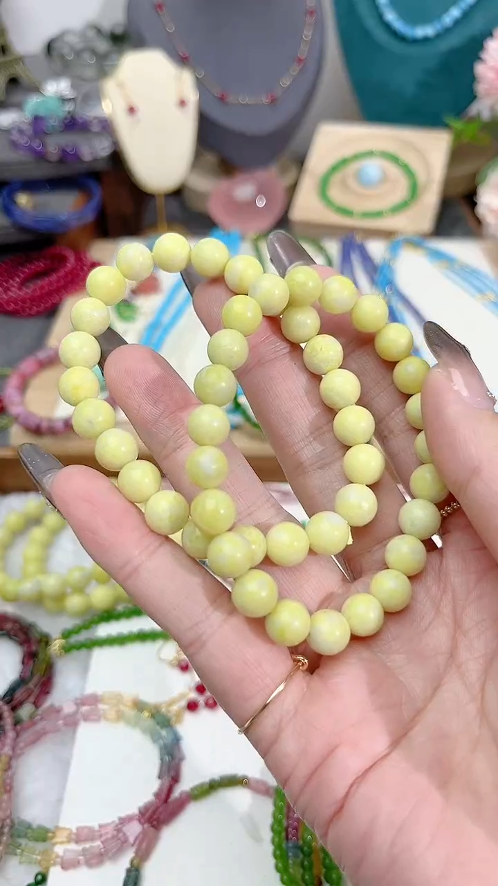 【闪购商品】石英质玉手链未镶嵌8mm 菜花