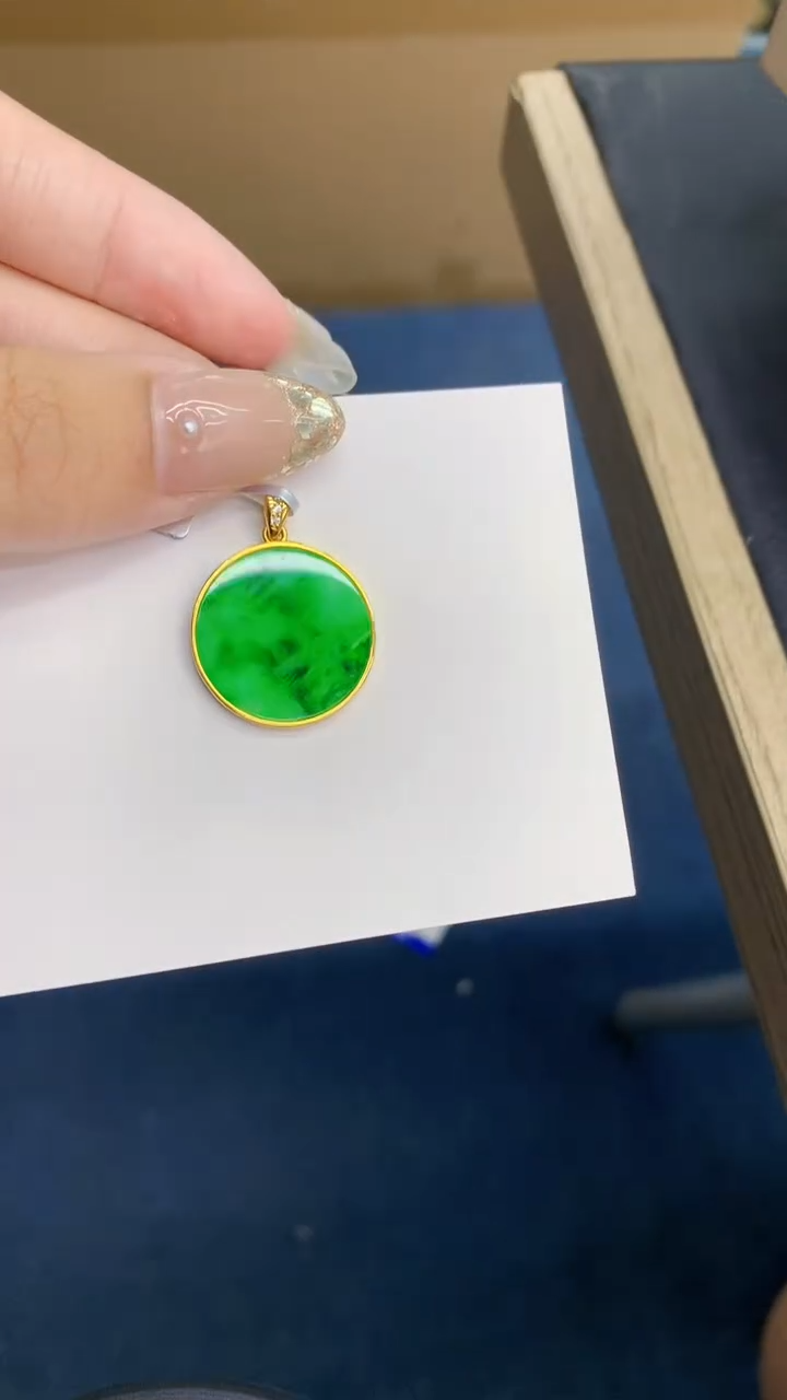 翡翠银S925镶嵌颈饰             8