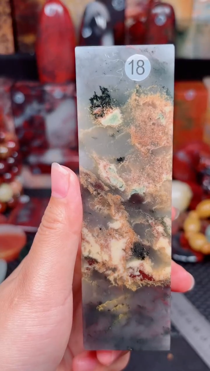 玉桂林鸡血玉素章手把摆件18