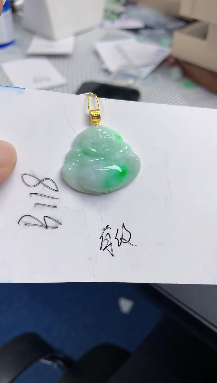 翡翠18K金镶嵌颈饰天然缅甸翡翠A货