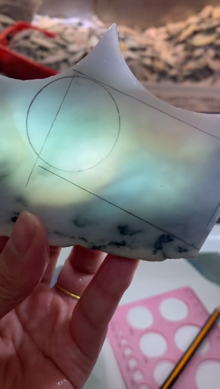 裸石翡翠0朱0翡翠珠宝864