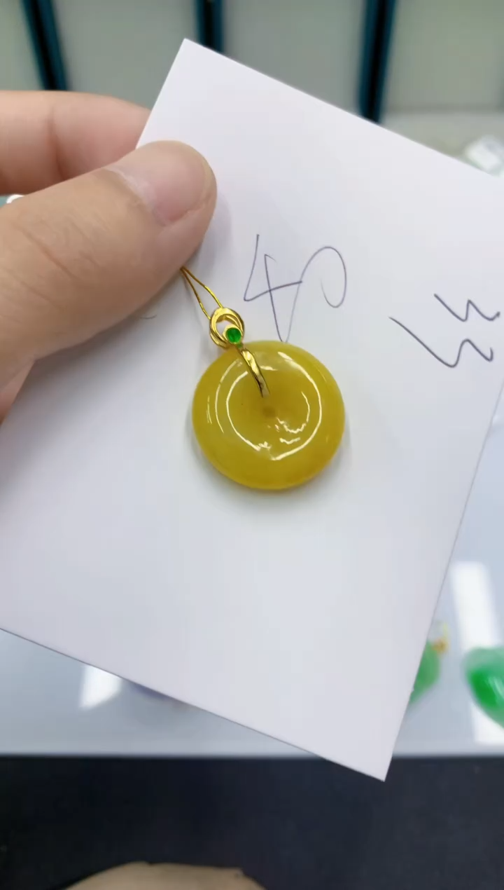 颈饰未镶嵌翡翠翡翠