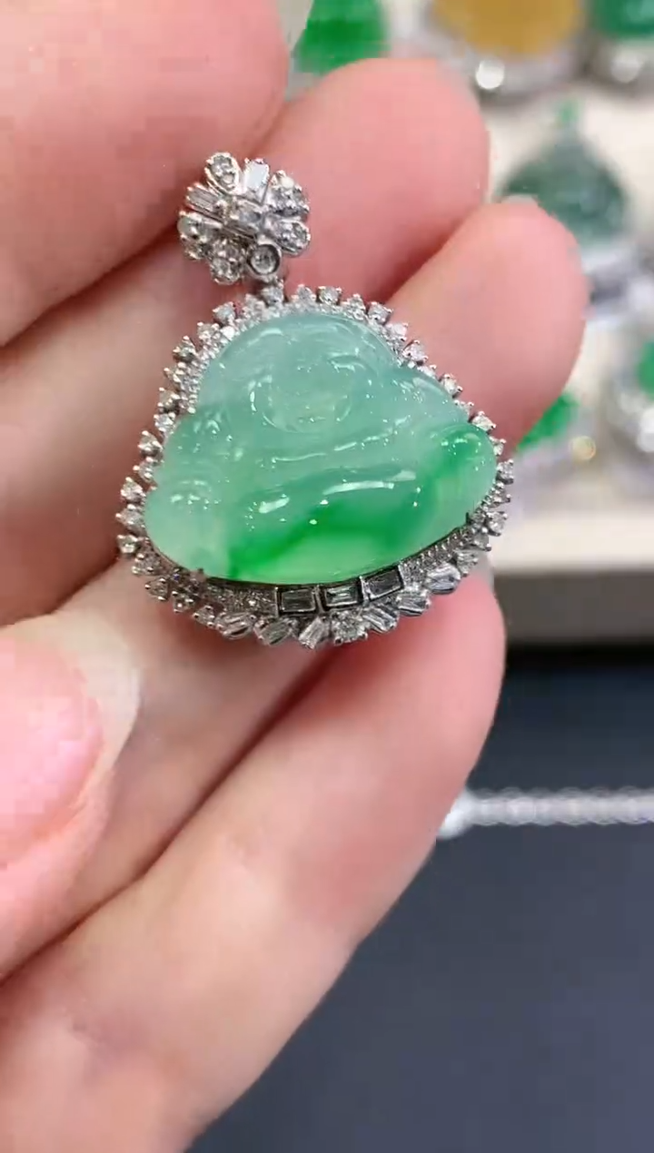 【闪购商品】翡翠吊坠(不含链)18K金镶嵌n23   