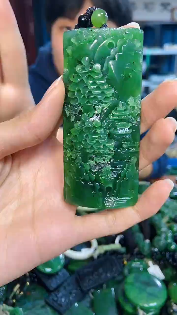 未镶嵌和田玉挂件1