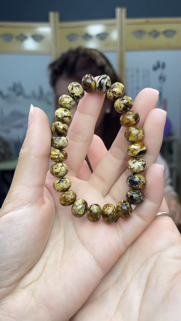 【闪购商品】琥珀裸石未镶嵌10+干白花手串