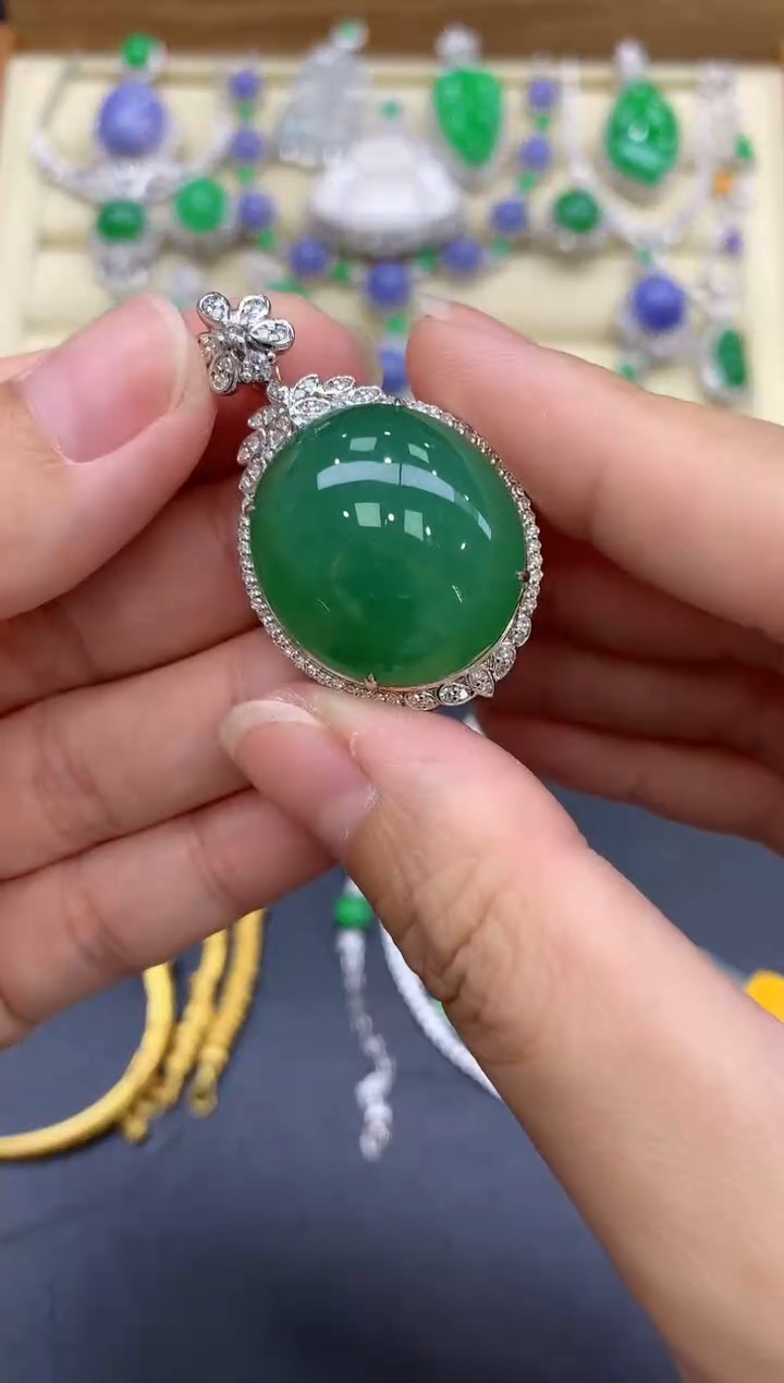 翡翠18K金镶嵌颈饰409-中国好珍宝