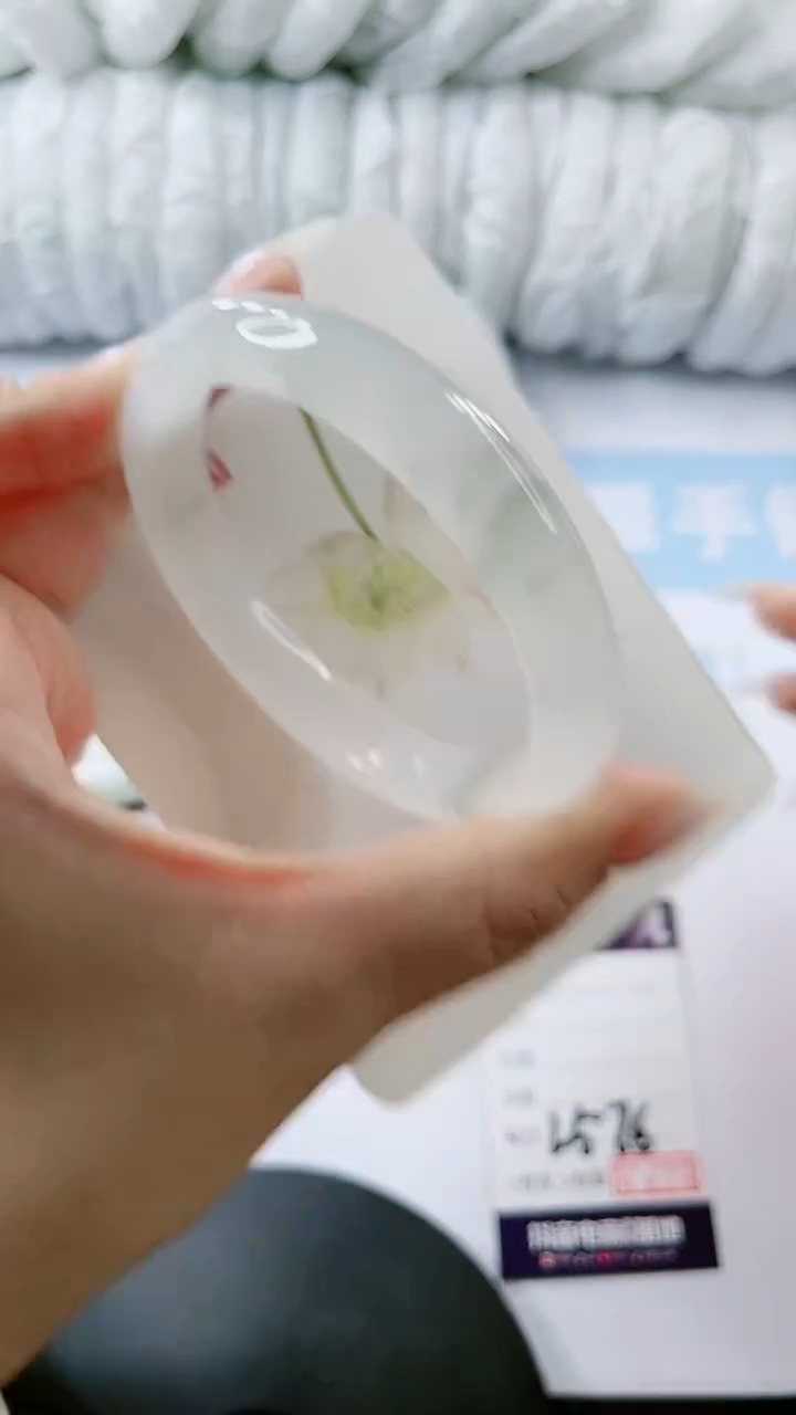 【闪购商品】石英质玉手镯未镶嵌多样性发货L576