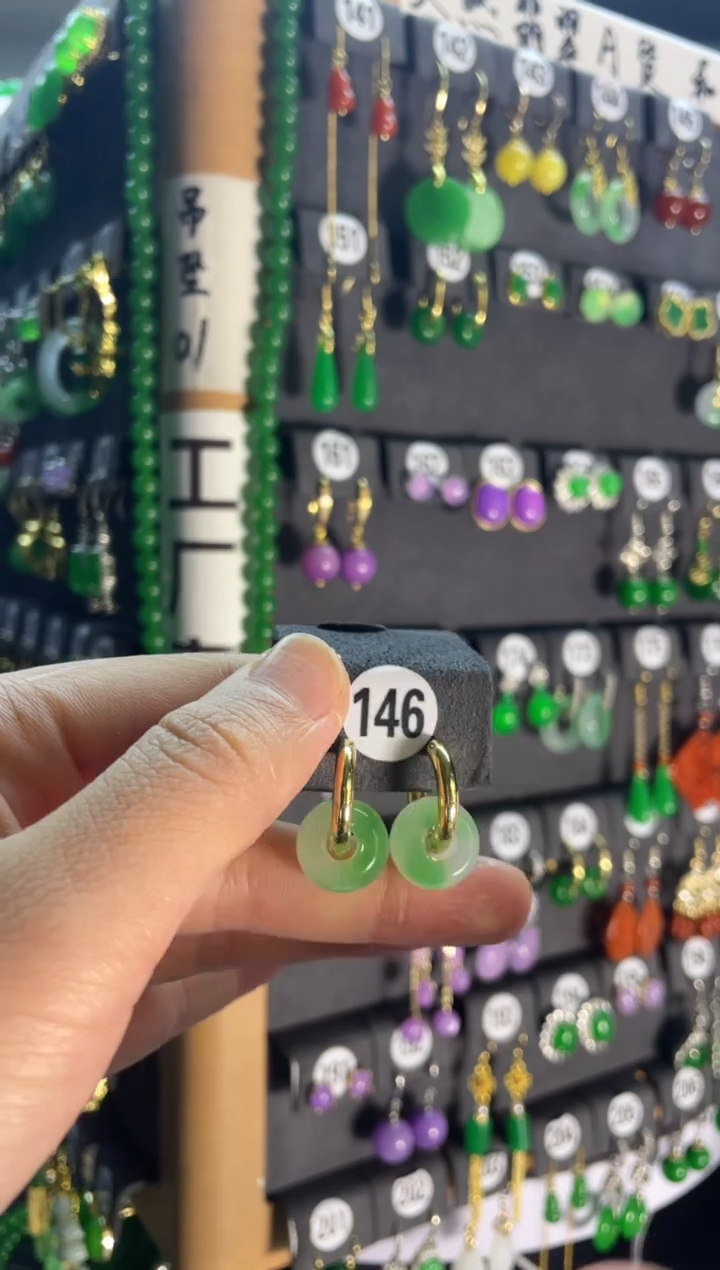 【闪购商品】翡翠耳饰银S925镶嵌146....