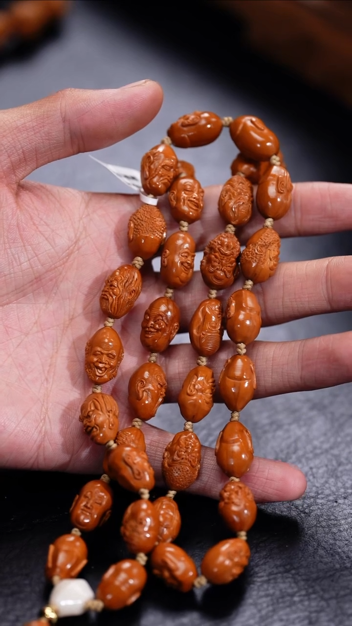 【闪购商品】橄榄核吊坠更厉害