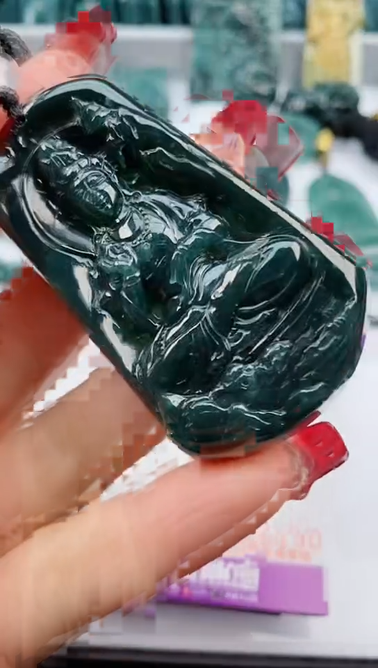 【闪购商品】翡翠颈饰未镶嵌            