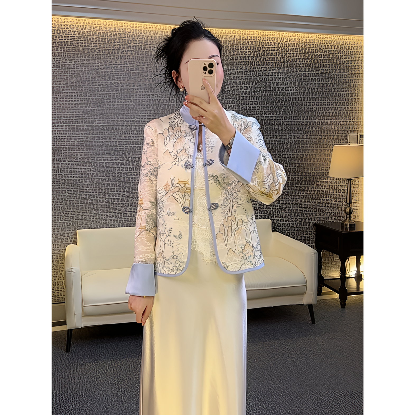 6060 新中式刺绣外套 重工亮片防晒衫 国风立领 绣花气质女士上衣