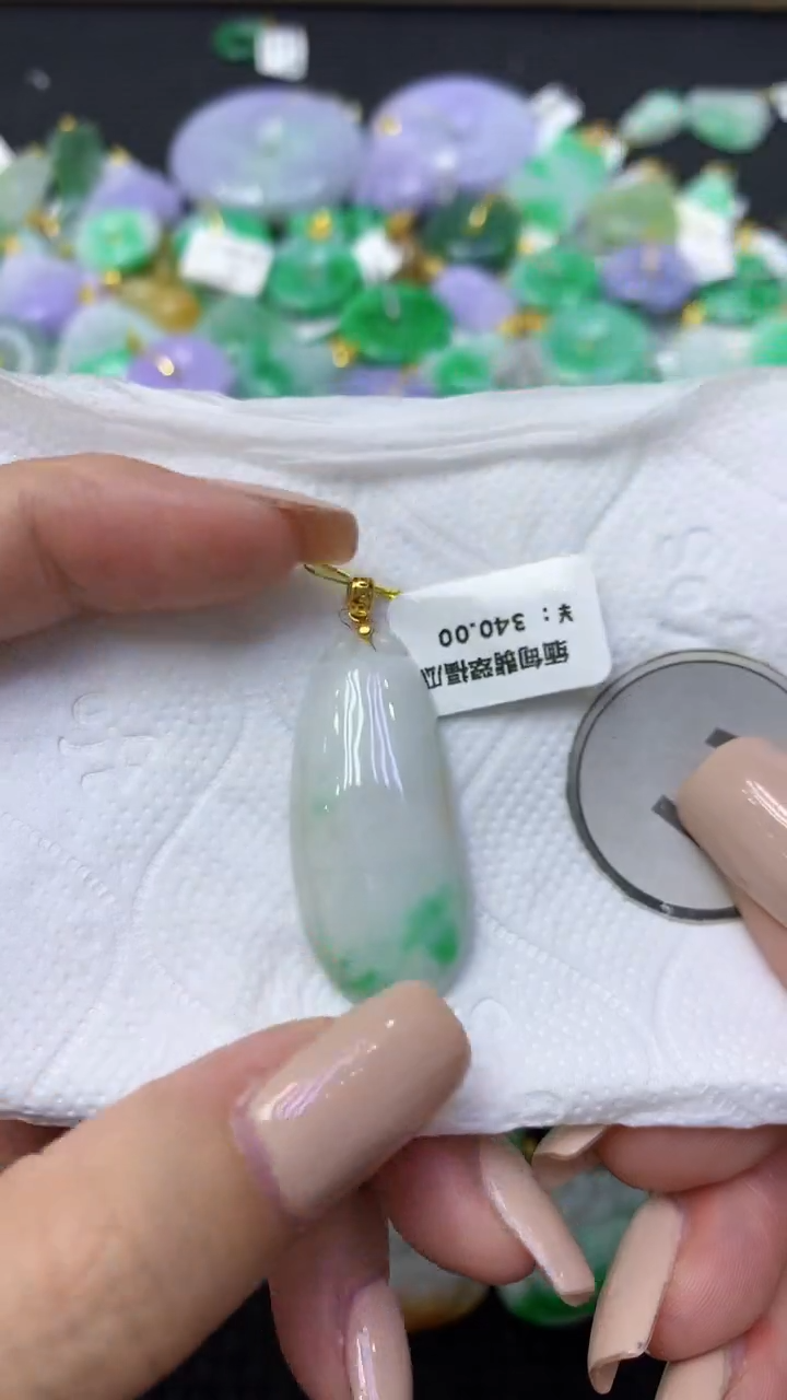 颈饰未镶嵌翡翠天然缅甸翡翠A货