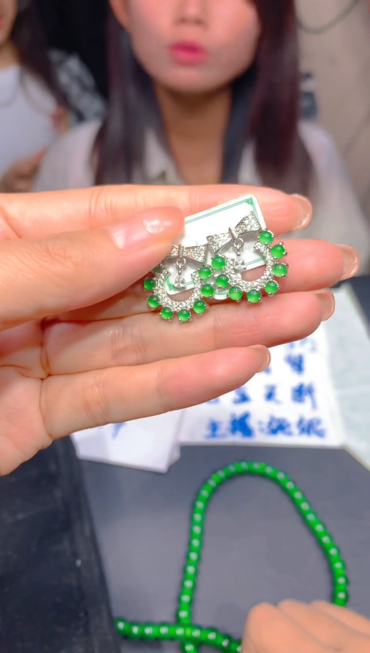 【闪购商品】定制翡翠未镶嵌249多样性发货（发其一）