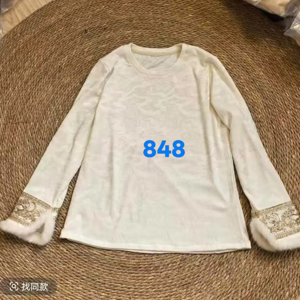 D848新款气质复古新中式刺绣毛毛袖口圆领T恤