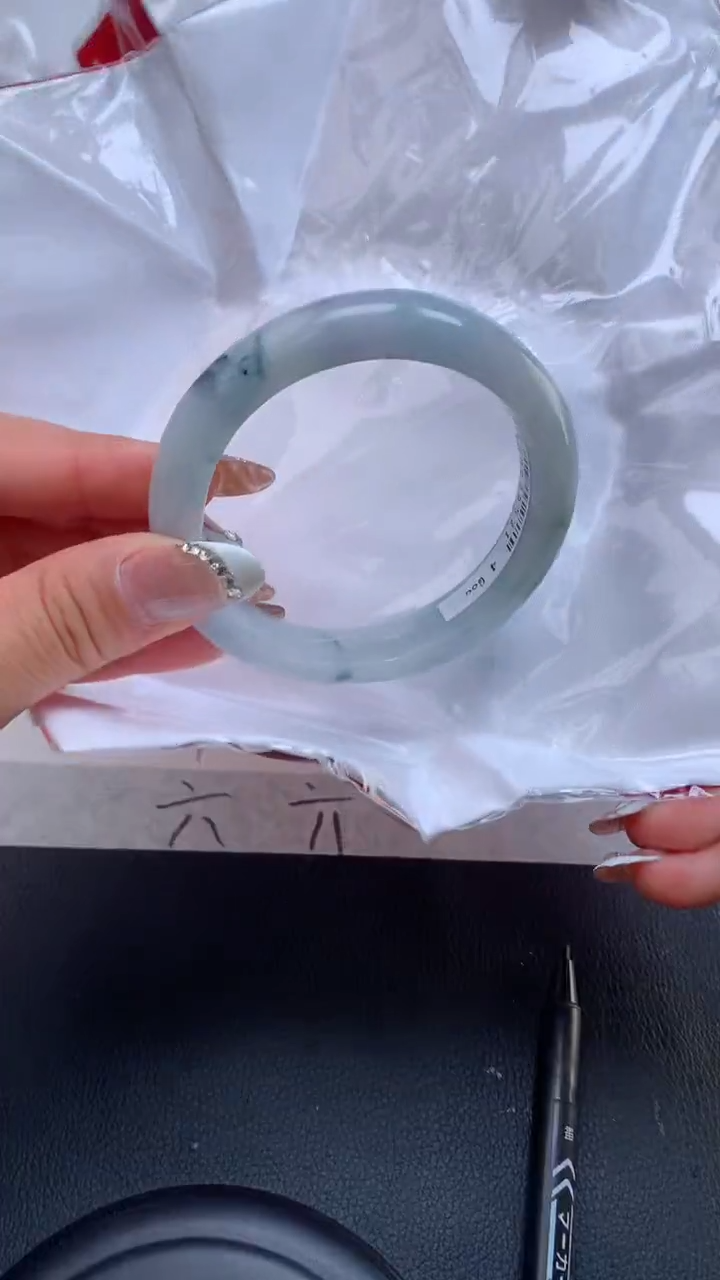 【闪购商品】翡翠手镯未镶嵌天然缅甸A货翡翠手镯