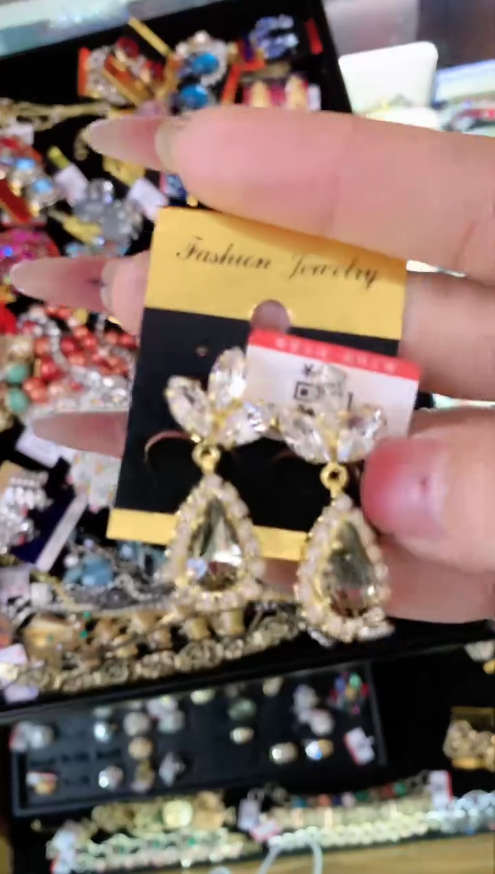 【闪购商品】瓷片楚楚中古珠宝甄选不退换