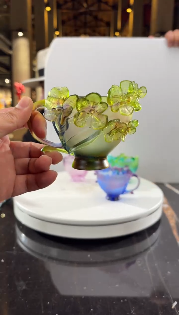 摆件祖母绿咖啡杯