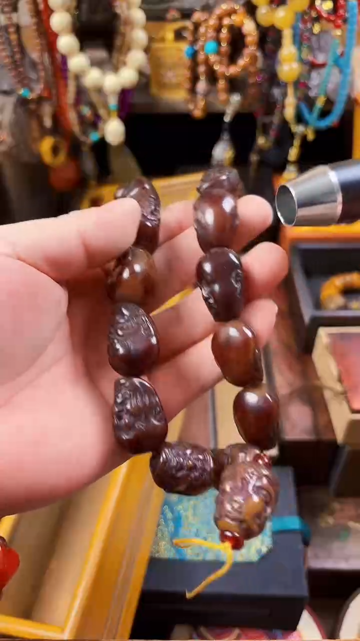 未镶嵌蜜蜡耳饰------------------