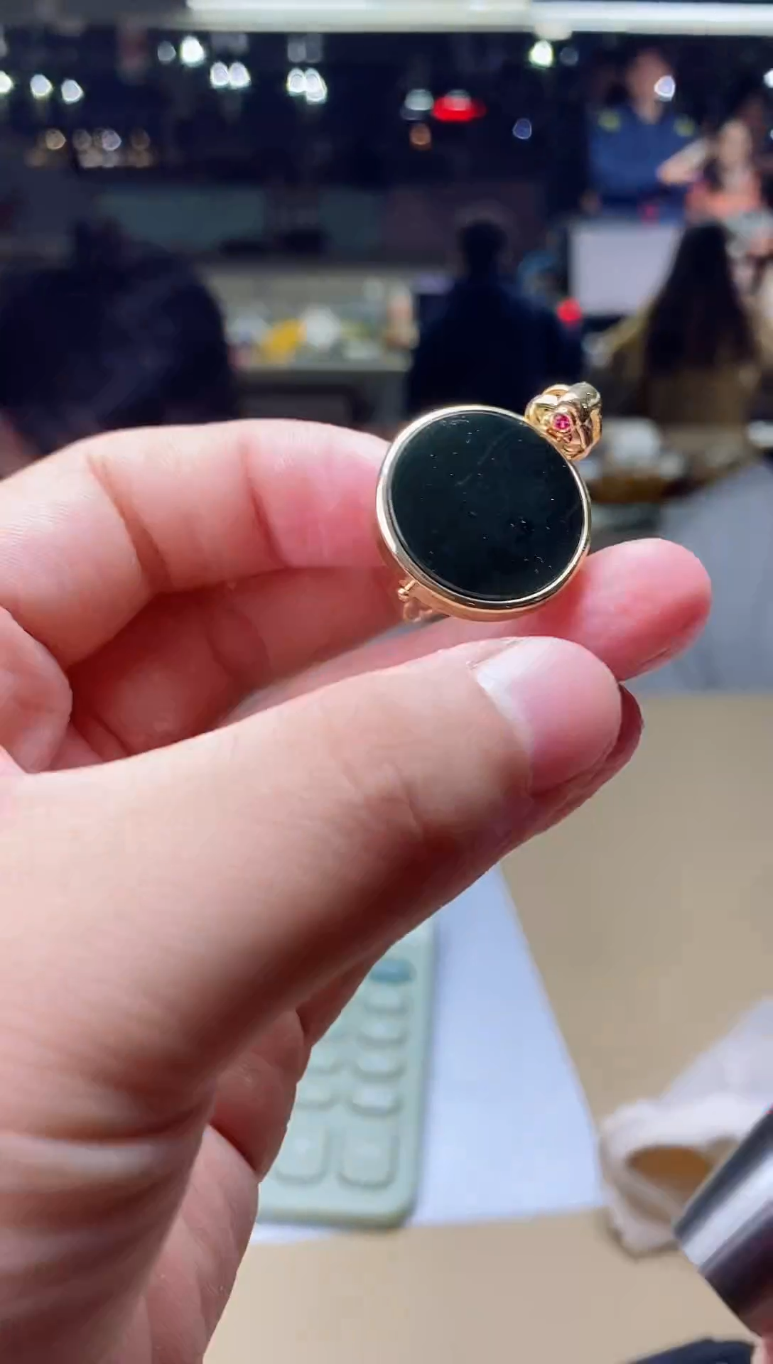 【闪购商品】和田玉（墨玉）颈饰合金无事牌吊坠（多样性发货）