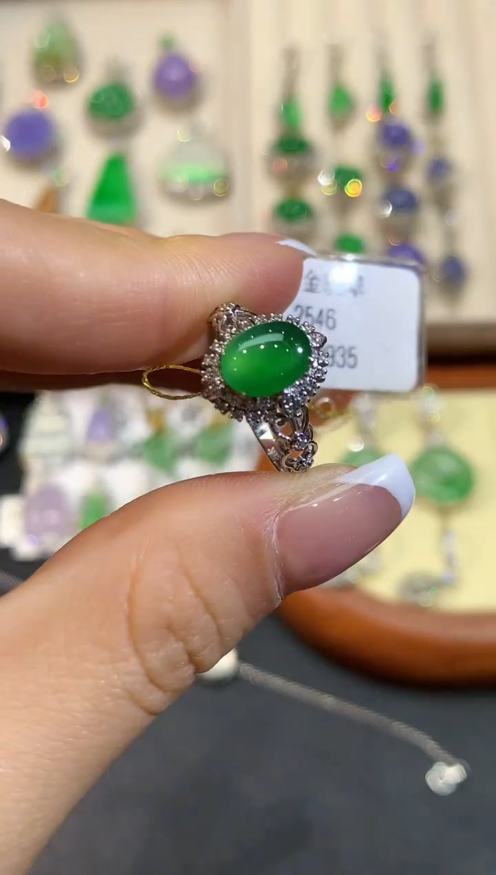 【闪购商品】翡翠戒指18K金镶嵌CZM2753
