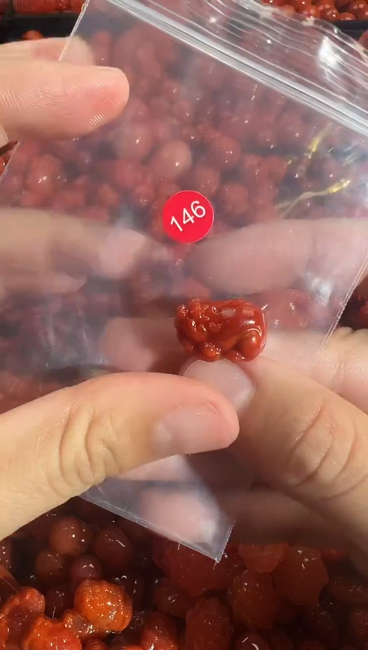 颈饰未镶嵌南红玛瑙1