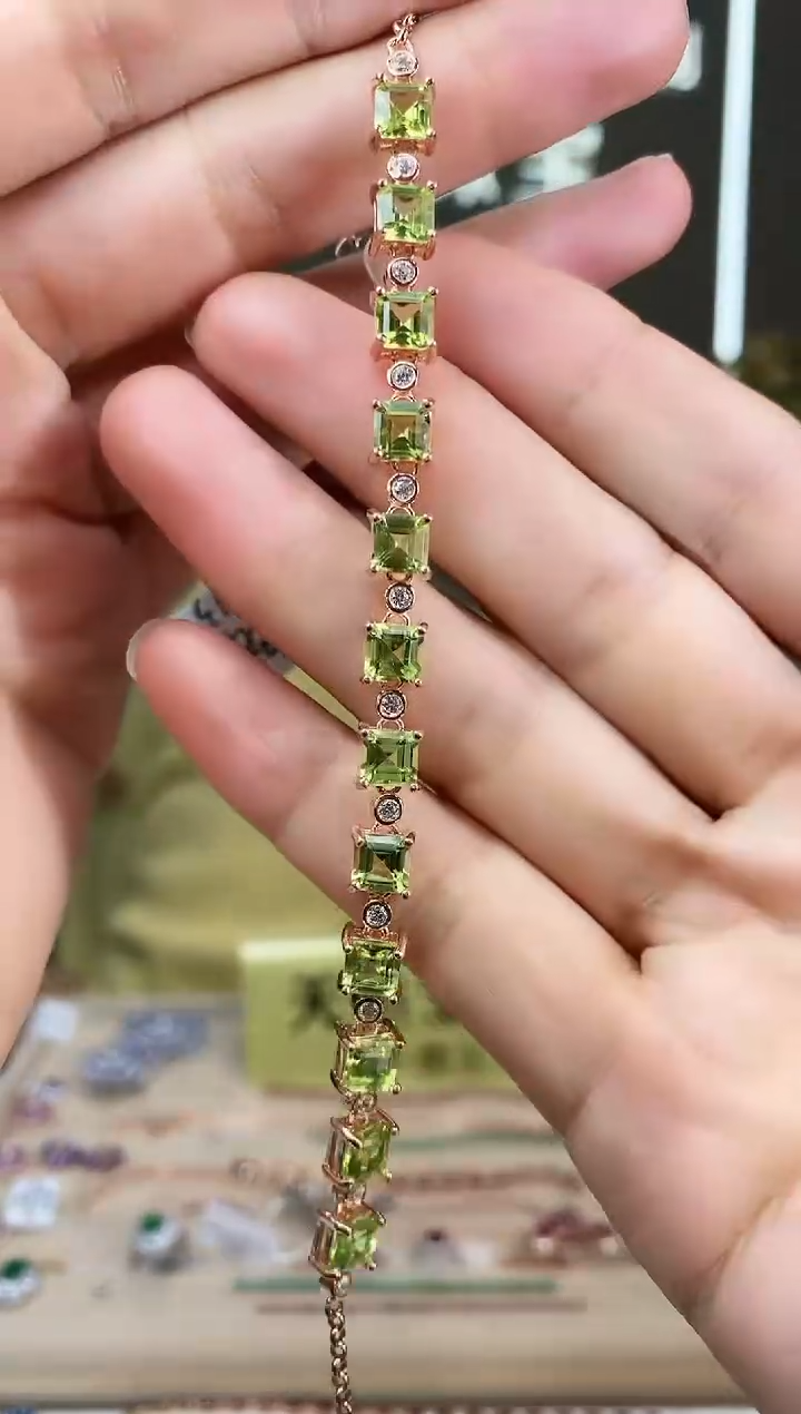 【闪购商品】橄榄石手链银S925镶嵌手链