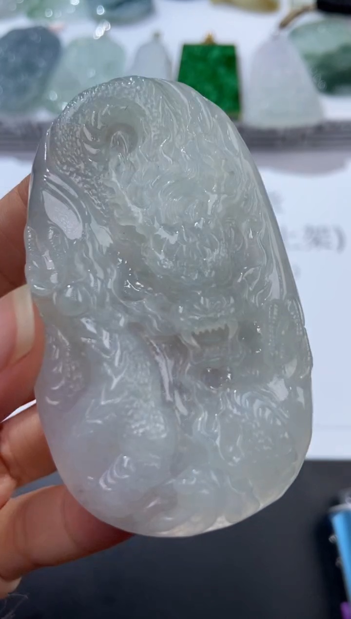 颈饰未镶嵌翡翠379523  多人