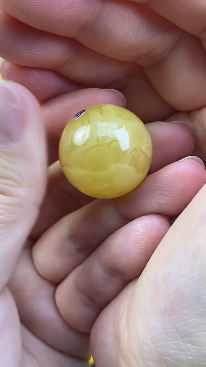 【闪购商品】琥珀裸石未镶嵌月.15