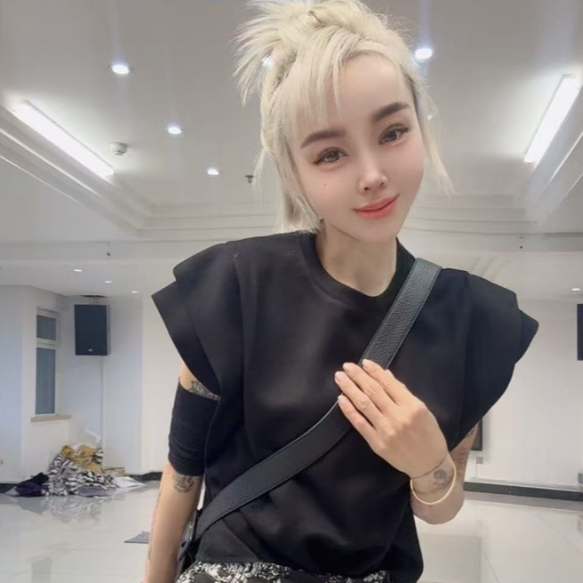 百搭款黑色爆款砍半袖