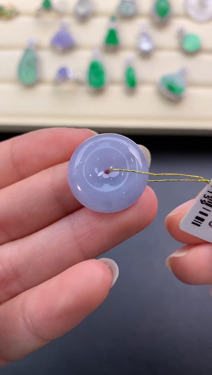 【闪购商品】翡翠颈饰未镶嵌D523