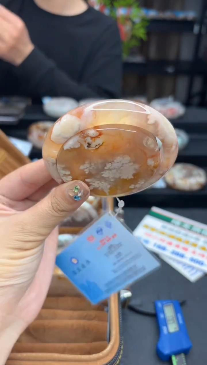 【闪购商品】石英质玉手镯未镶嵌827（63圈赠送镯心）