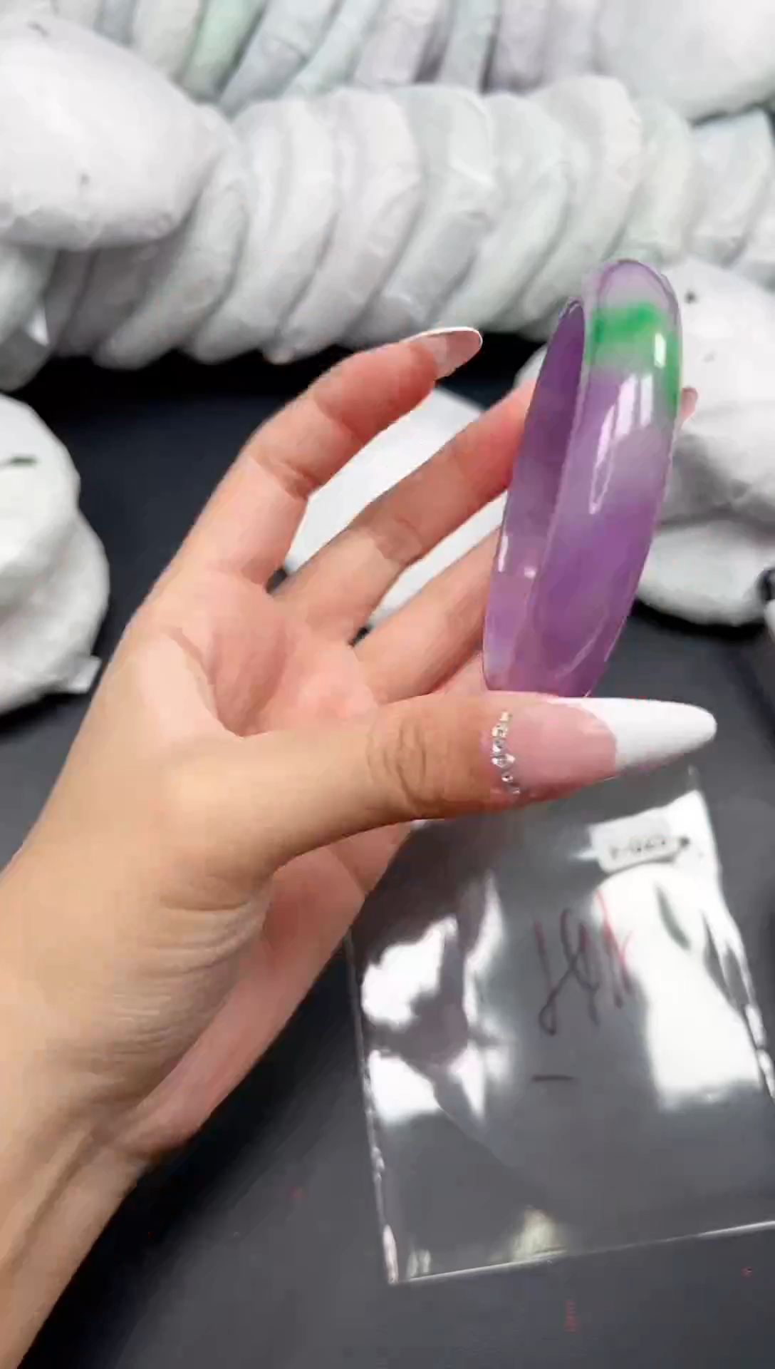 精品手镯，一物一拍F-025