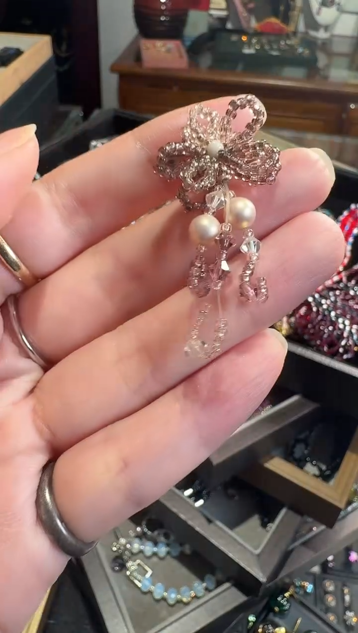 非金属无非金属无88编制胸针 