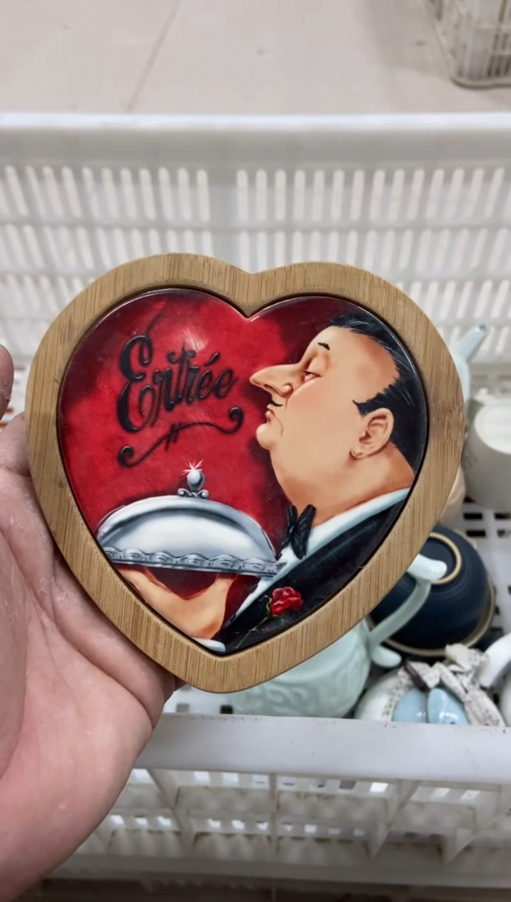 杯子瓷无运费险有瑕疵的摄影的产品有使用过的痕迹有点脏介意勿拍