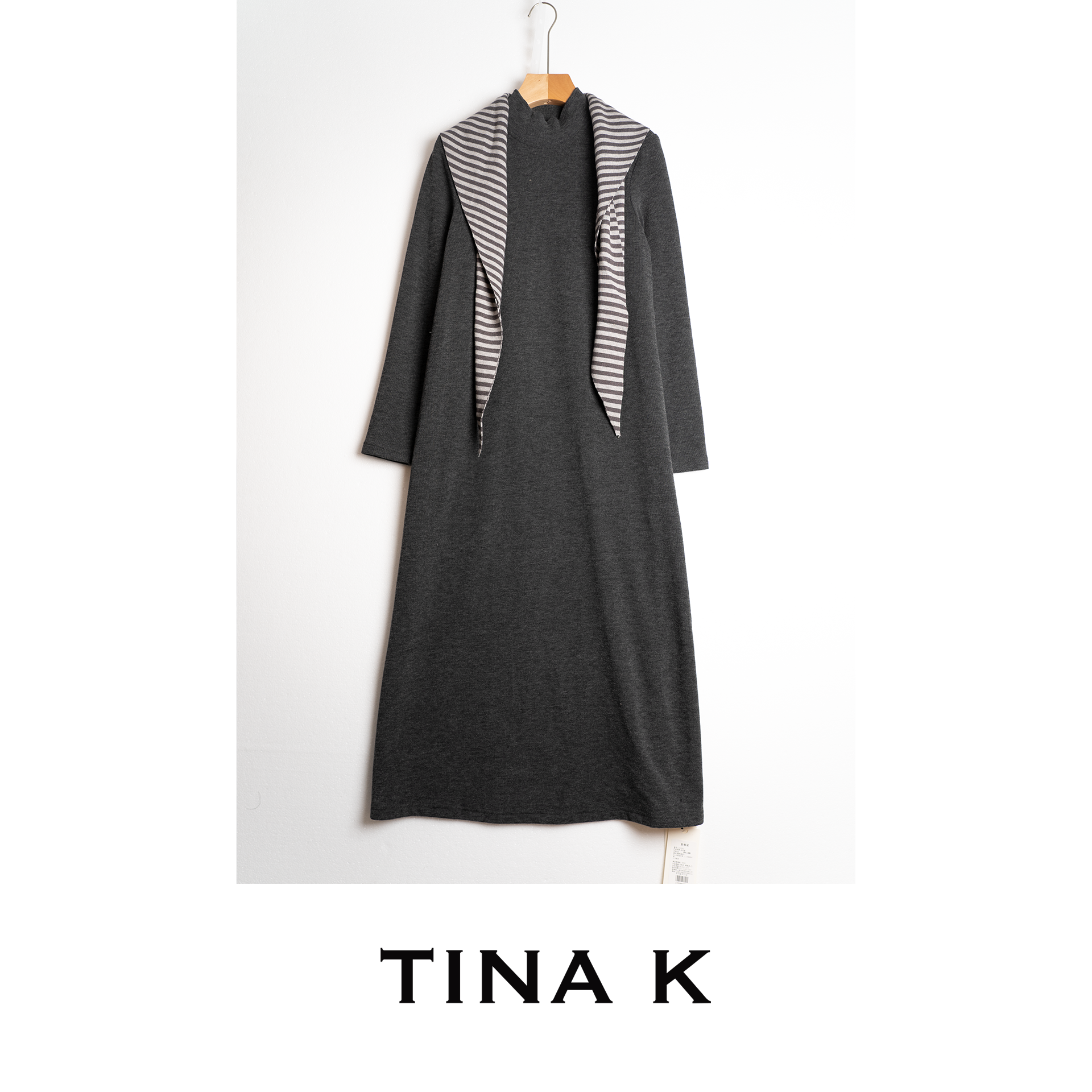 TinaK秋冬简约圆领百搭长裙女装连衣裙[带丝巾]LY225681