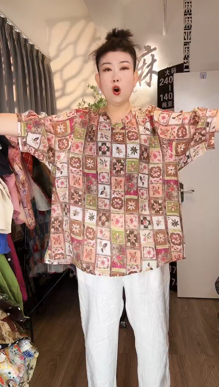 亚麻大码女装系列。