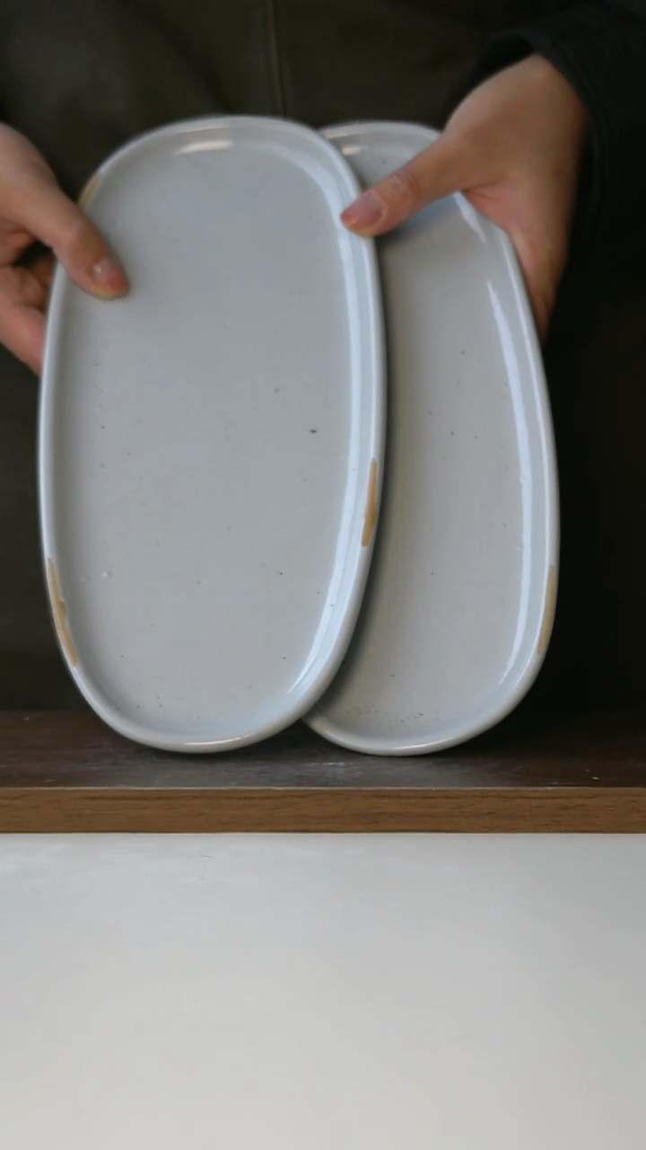 【闪购商品】陶瓷出美国椭圆盘2只瑕疵@4-2@