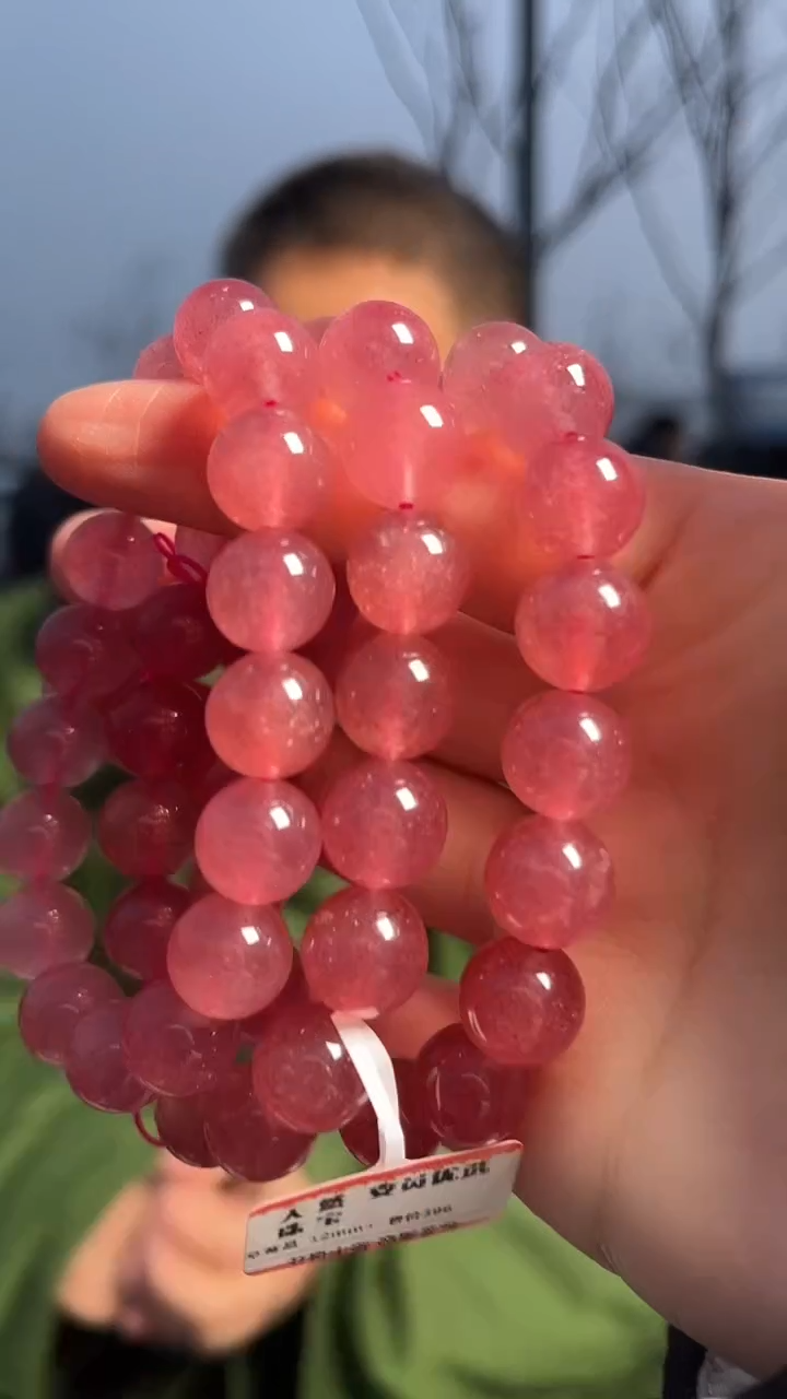 【闪购商品】石英质玉手链未镶嵌天然草莓晶手串多样性发一12mm