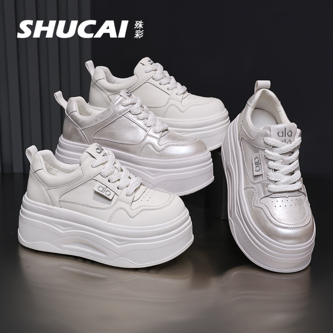 殊彩7CM厚底小白鞋女2026春季新款时尚增高百搭小个子板鞋松糕鞋