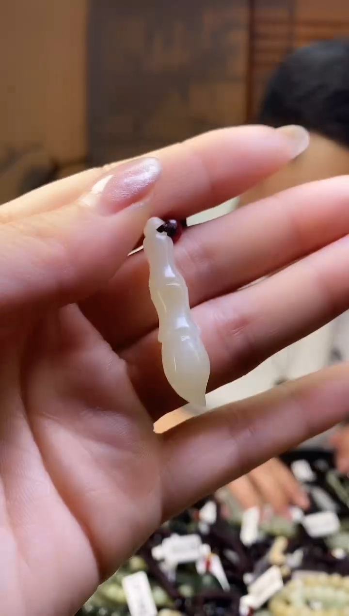 【闪购商品】和田玉颈饰未镶嵌多样性发货，拍一发一