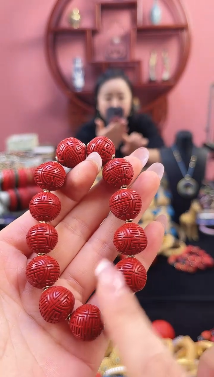 水*子非遗技艺 雕漆寿字纹手串