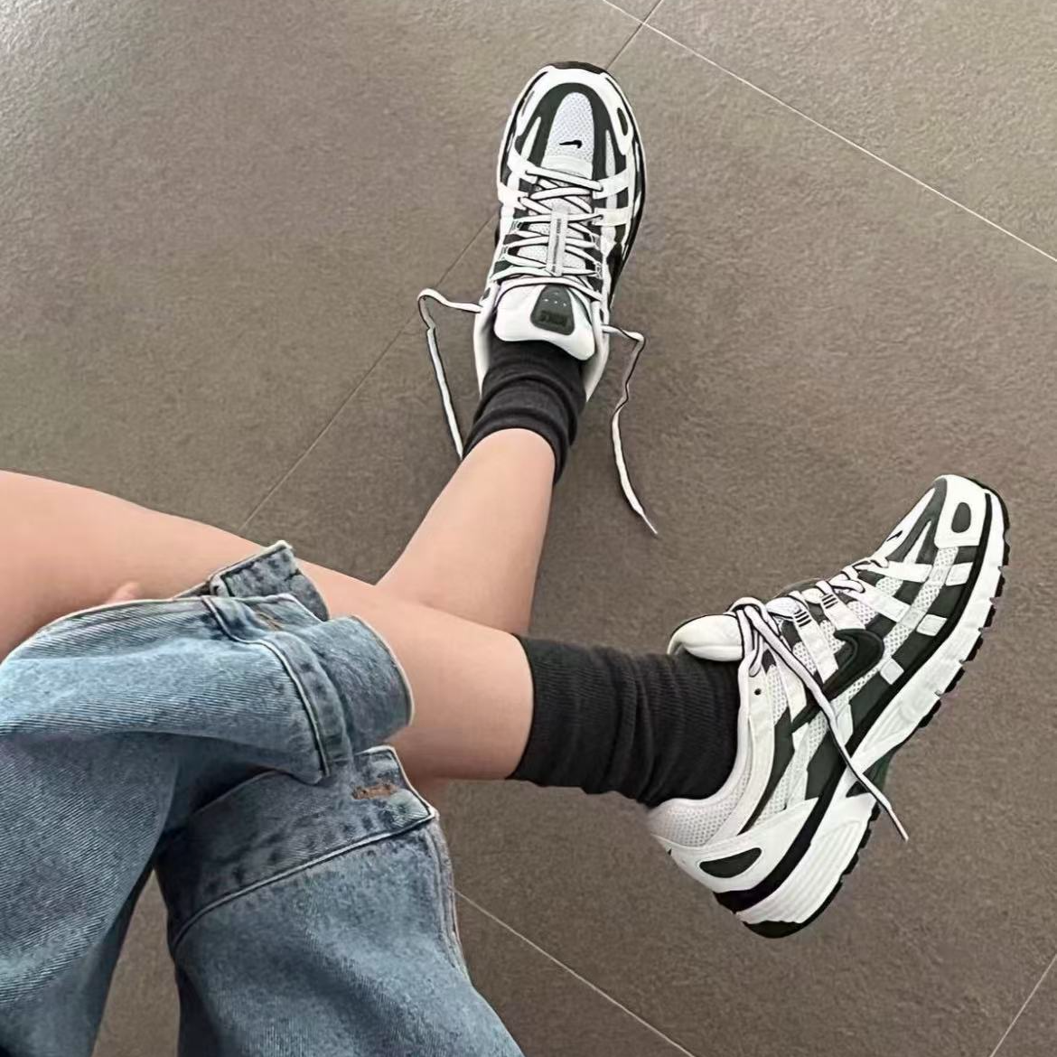 NIKE/耐克休闲女子P-6000运动跑步鞋流光风BV1021-011