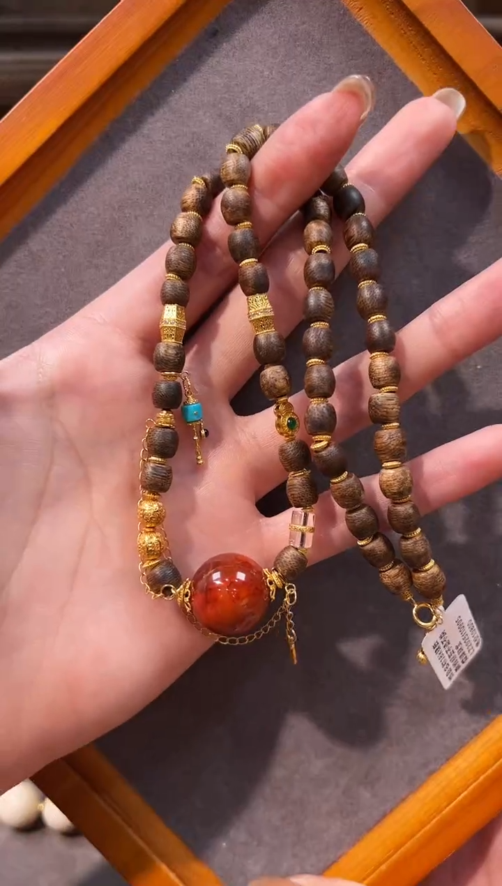 颈饰18K金镶嵌南红玛瑙南红项链