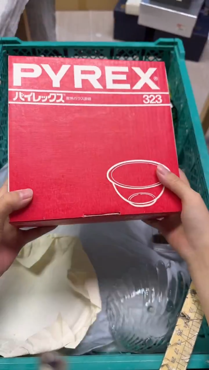手工艺品玻璃大****姐748